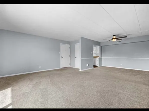 9208 W 140th St #2, Orland Park, IL 60462