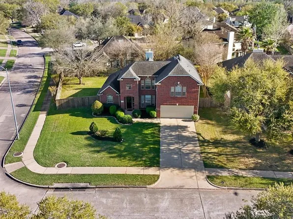 8106 Cross Trail Drive, Sugar Land, TX 77479