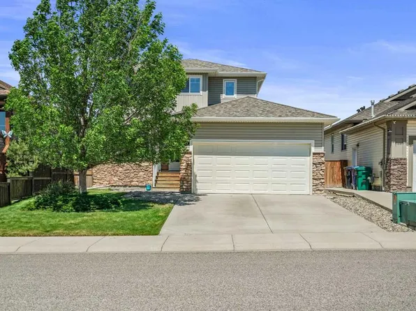 323 SE Mount Sundial Ct W, Lethbridge, AB T1J 5B7