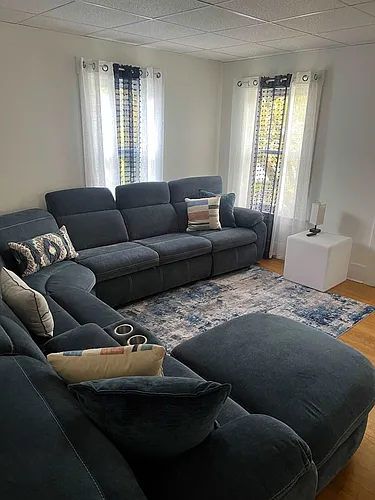 160 Stafford Ave Photo 1
