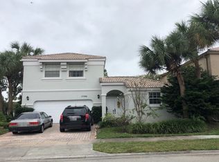 15566 NW 5th St, Pembroke Pines, FL 33028