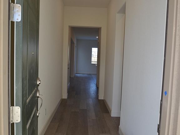 Entrance/ Guest Room