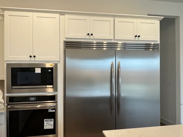 7419 Ashford Castle Way, Bakersfield, CA 93311