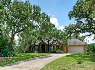 609 Oakwood Ln, Dripping Springs, TX 78620