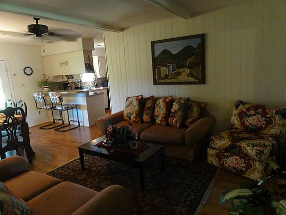 4th image of 186 Loch Lomond Dr