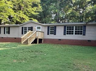 6557 Kerr Dr, Randleman, NC 27317