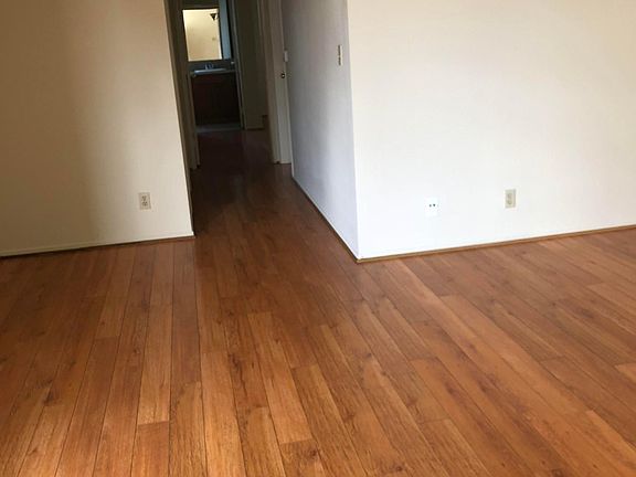 5th image of 700 E Cedar Ave APT 206