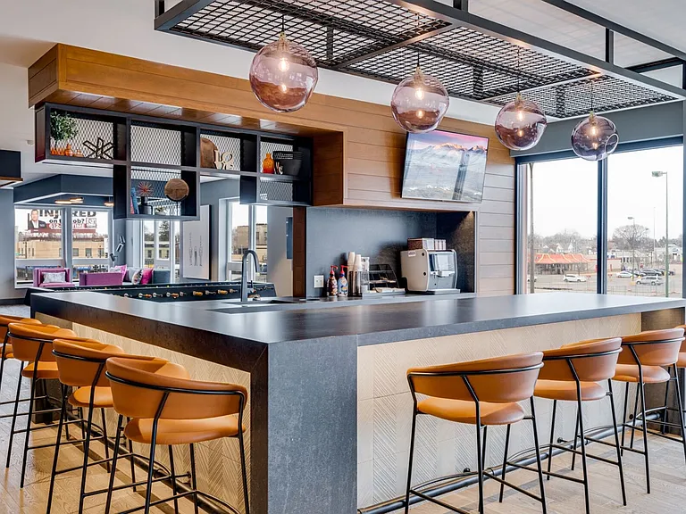 Pivot Apartments — Photo 47