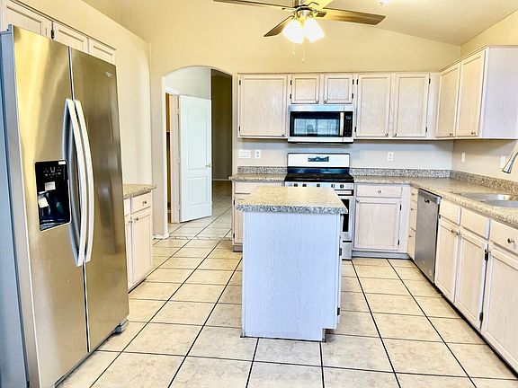 4th image of 13192 W Monte Vista Dr