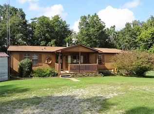 1312 N Lowe Rd, Crossville, TN 38571