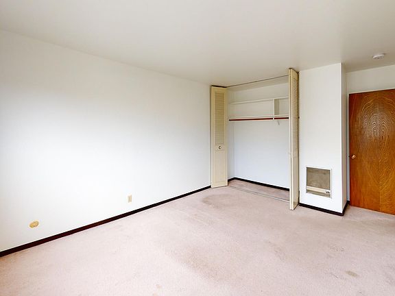 4th image of 2028 Scott St APT 203