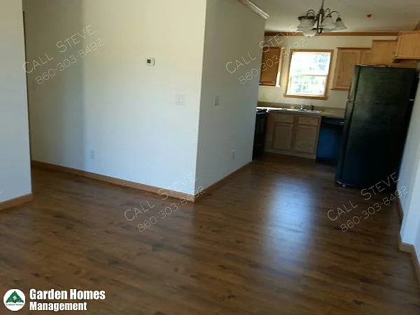 8 Rockledge Ct #C — Photo 2