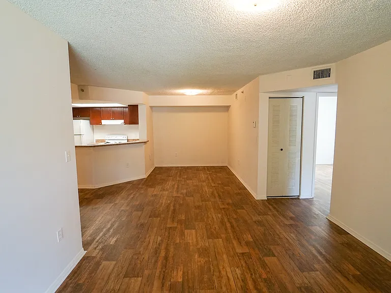 Homestead Colony Apartments — Photo 10