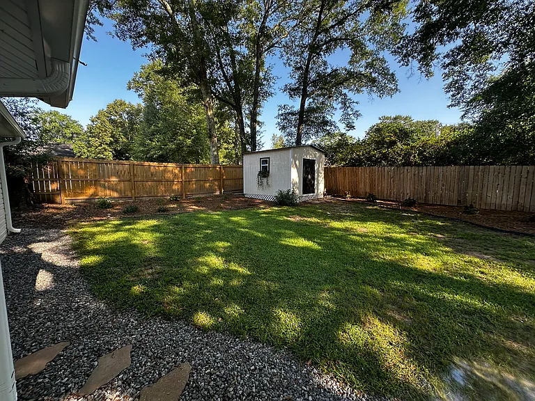 111 Shiloh Dr — Photo 18