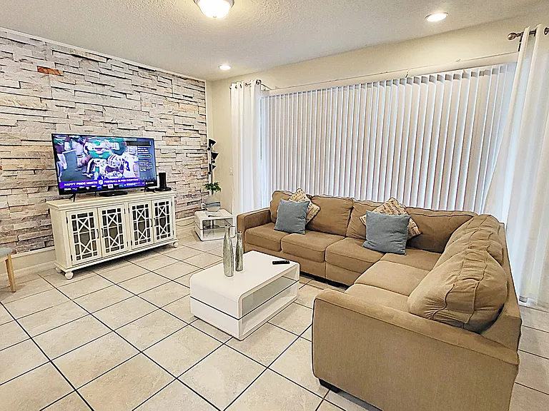 2412 Tangier Dr — Photo 15