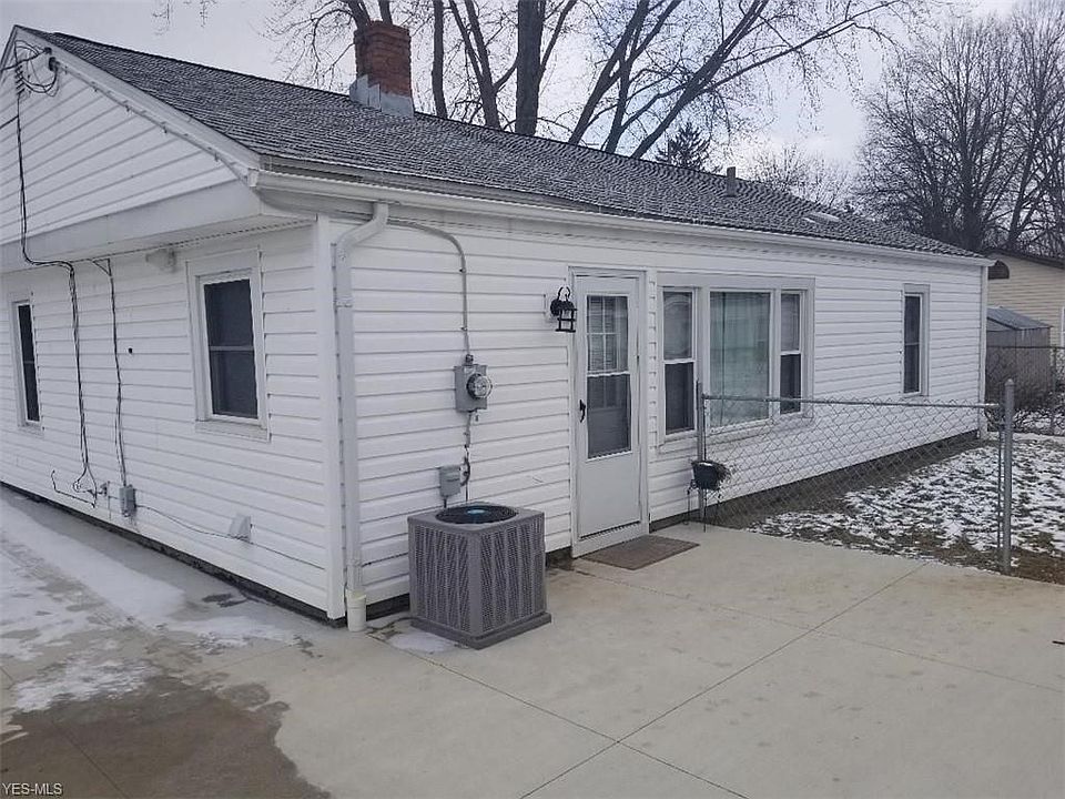 2nd image of 2352 Nesmith Lake Blvd