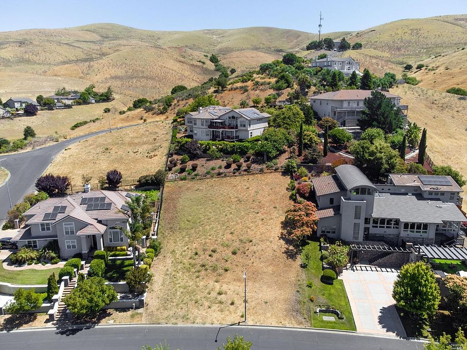1st image of 2304 Bennington Drive