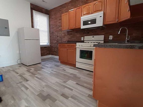 2nd image of 755 E Allegheny Ave Floor 2