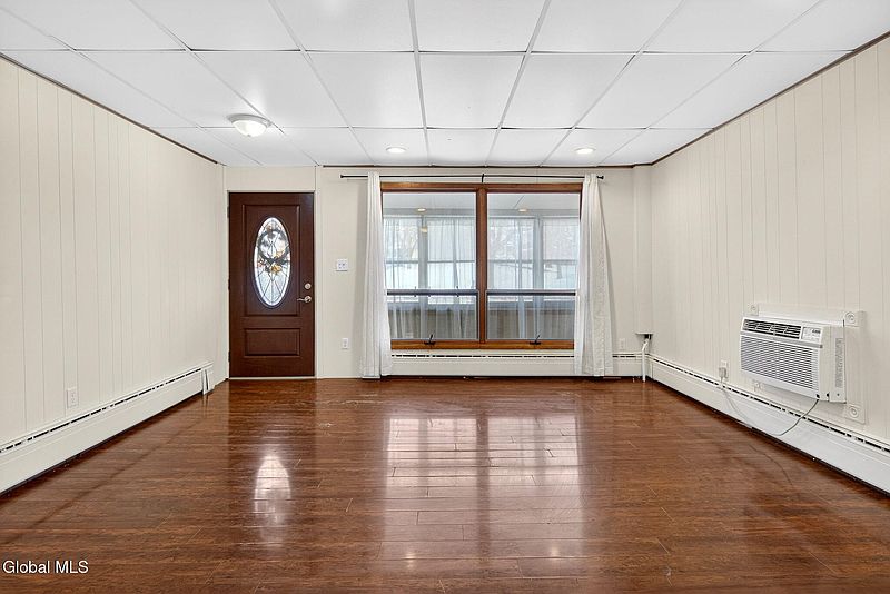 5th image of 269 Broadway