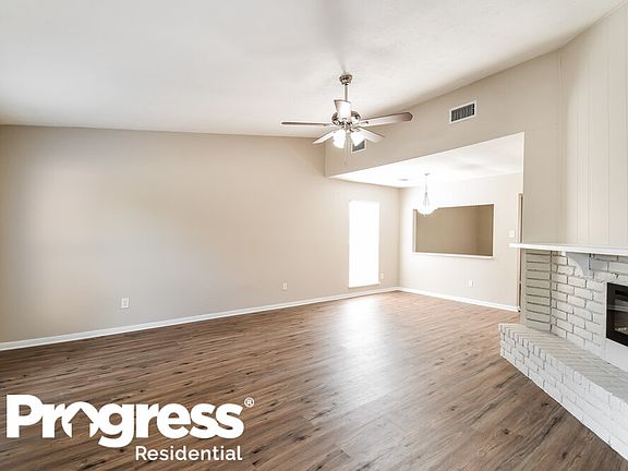 4th image of 431 Lee Dr
