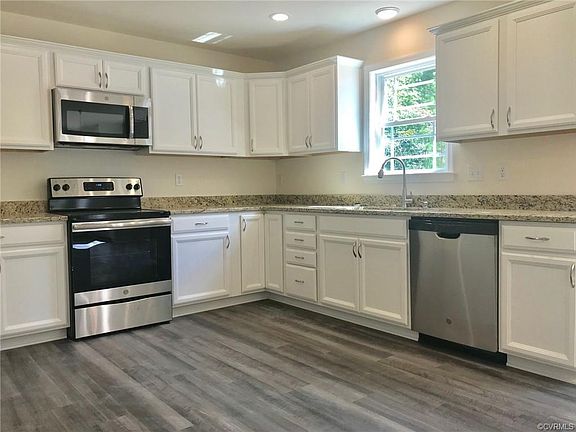 5th image of 5960 Autumnleaf Dr
