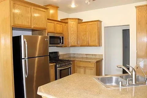1301 Scarlet Oak Dr — Photo 9