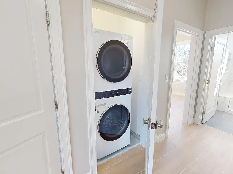 105 Hooker St #2 — Photo 10