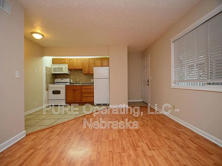 612-616 N 46th St #612-06 — Photo 2