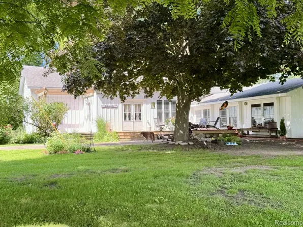 6168 Lynd Rd, Marlette, MI 48453