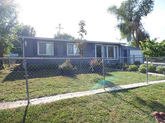 2nd image of 1804 Elmdale Ave