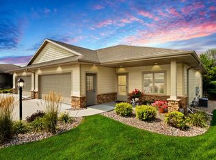 1263 Bentgrass Ct, Onalaska, WI 54650