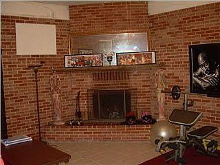 1st image of 76 Lynnbrook Cir