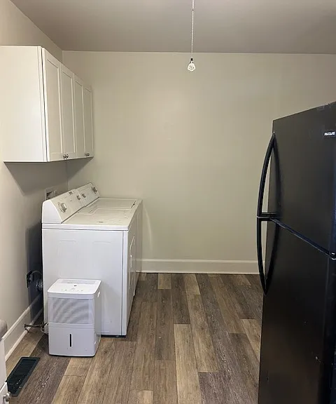 1156 Riverside Ter — Photo 3