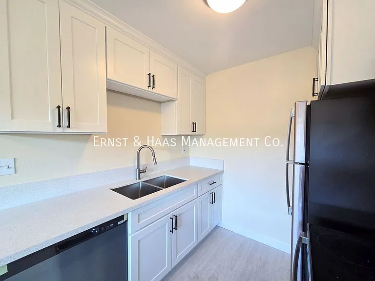 5535 Ackerfield Ave #36 — Photo 7