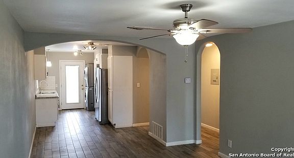4th image of 355 Gayle Ave