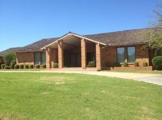 1516 Grandview Dr, Weatherford, OK 73096