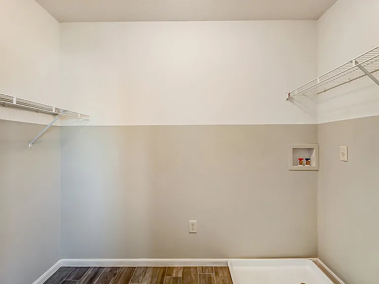 6721 Bedington Ln — Photo 23