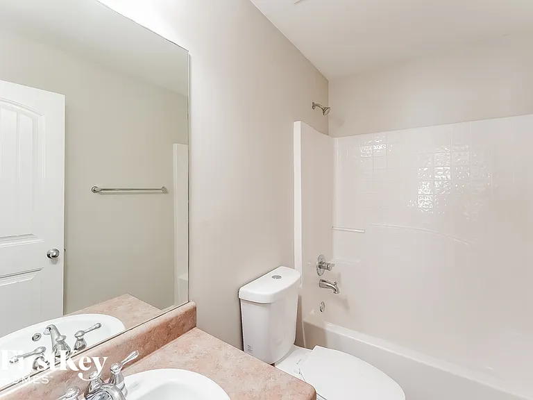 150 Briar Ridge Ln — Photo 8