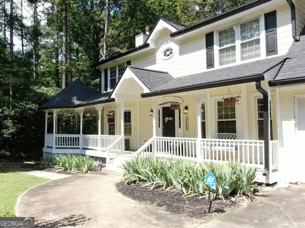 3155 Laura Ln, Douglasville, GA 30135