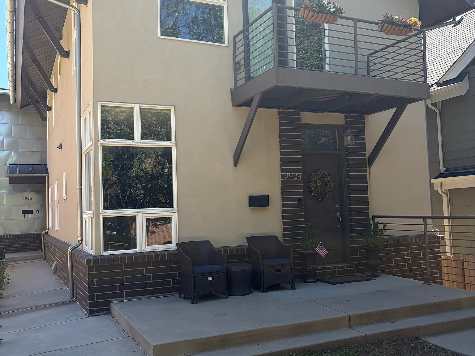 3 bed, 2162 sqft, $4,500 — Photo 2