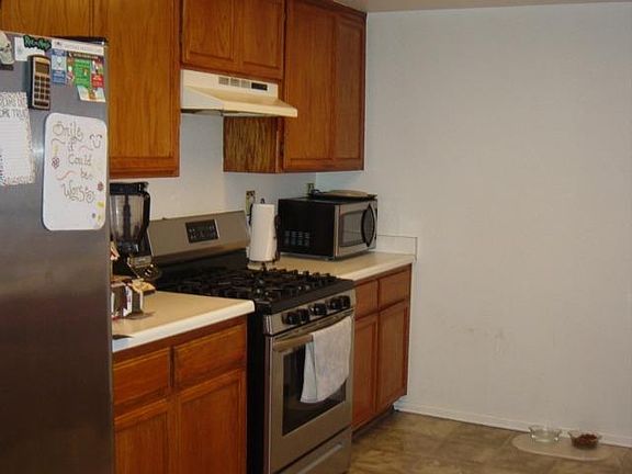 5th image of 15994 Calandria Way
