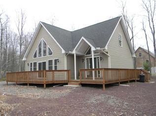 1122 Boulder Rd, Blakeslee, PA 18610