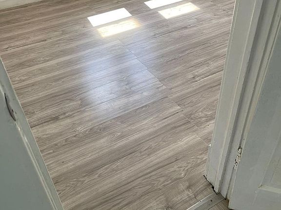 3rd image of 123 Greene St #1