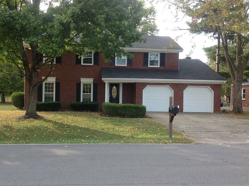1st image of 306 Gatehouse Ln