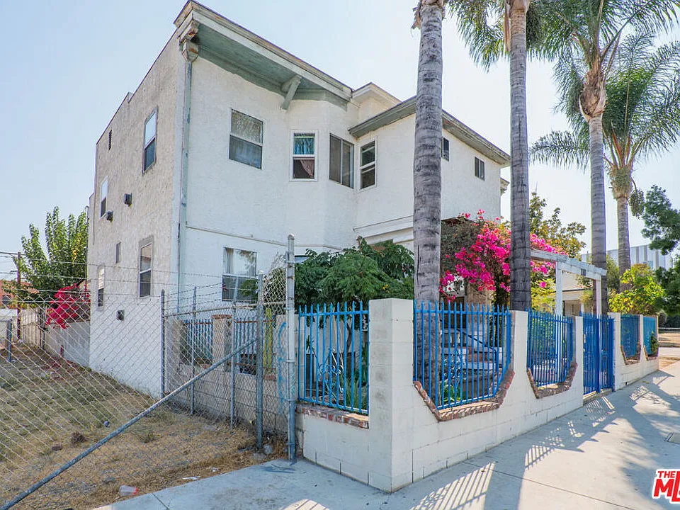 110 S Soto St #6