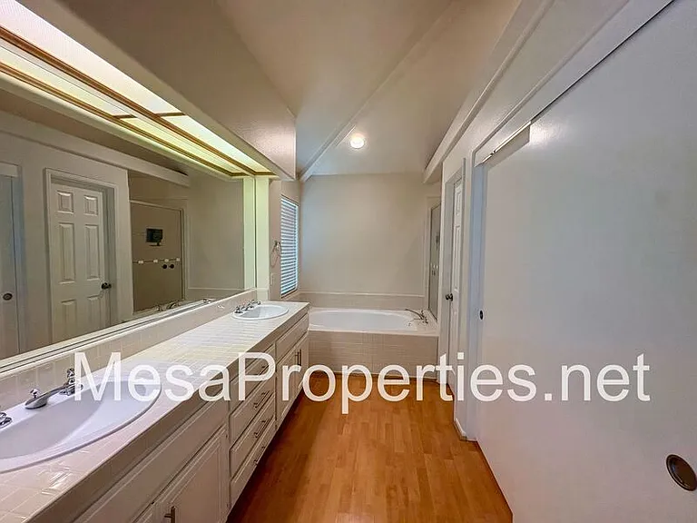 14095 Bancroft Ct — Photo 19