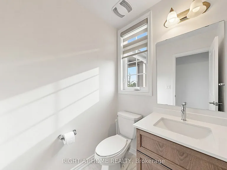90 Laing Dr — Photo 11
