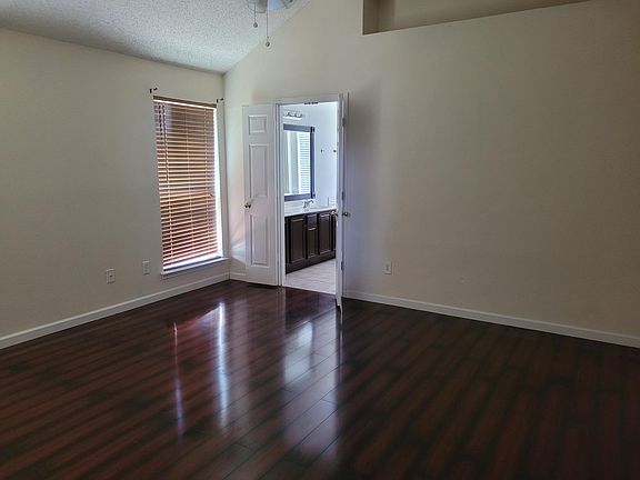 5th image of 2357 Bentley Ct