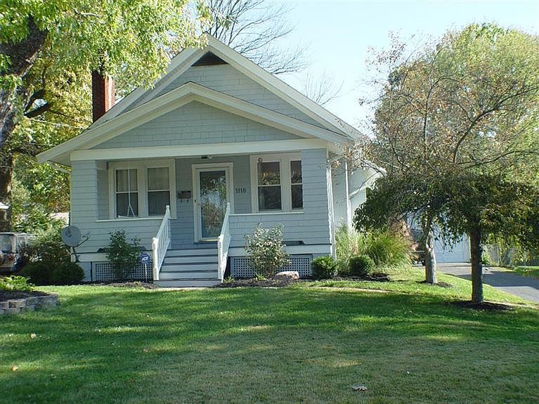 1st image of 1118 Maycliffe Pl