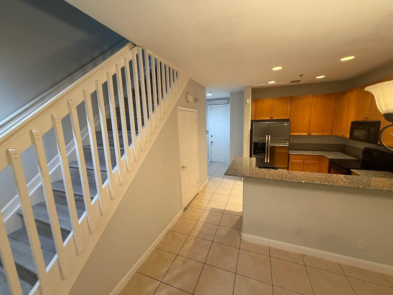 2 bed, 2.5 bath, 1185 sqft, $2,499 — Photo 3